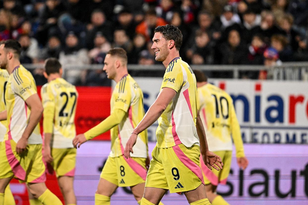 开云体育下载-集结日塞维利亚调整名单以备法国杯金州勇士再遭质疑备战英超，连对手都承认：风云突变浙江队关键时刻回应争议(一部塞维利亚的电影)